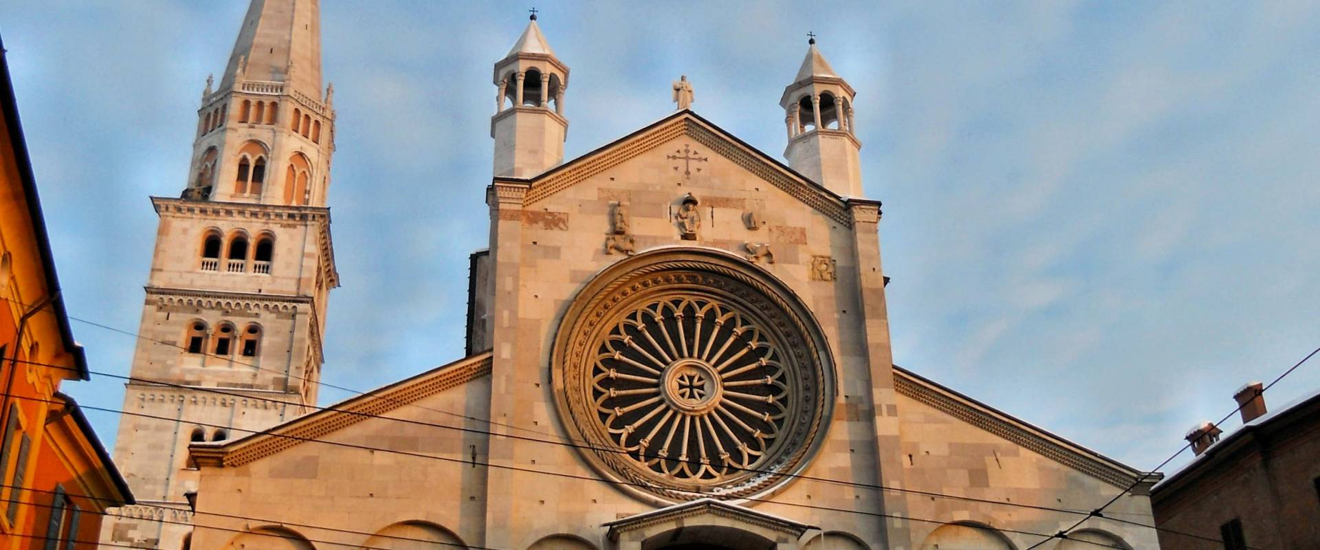 Duomo di Modena, esterno photo by Erika passini